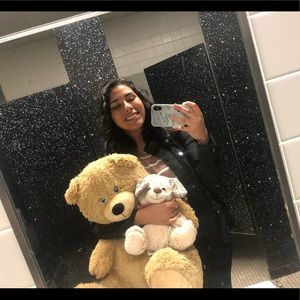 Meet your Posher, Violetta